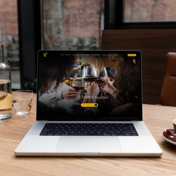 Branding, huisstijl en website voor Wijnboetiek Vonkel – Blok56 Branding, huisstijl en website voor Wijnboetiek Vonkel – Blok56