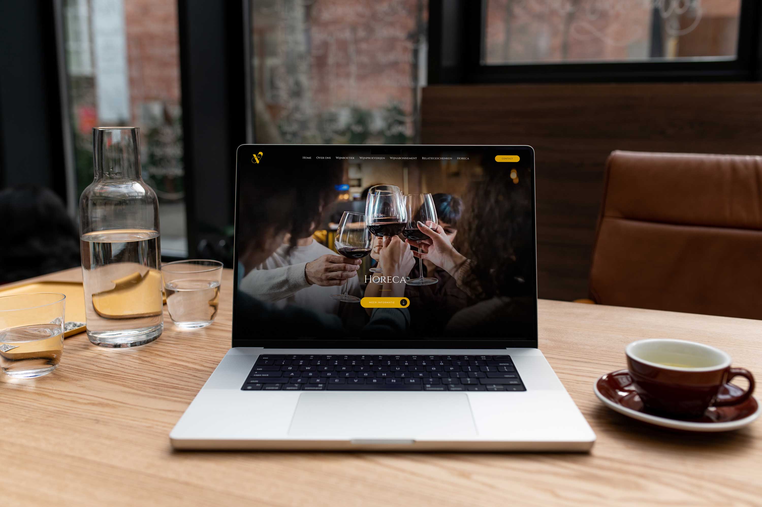 Wijnboetiek Vonkel – Logo, huisstijl en website laten maken - Blok56